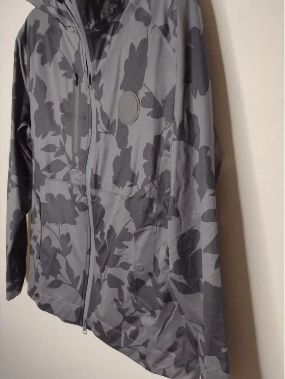 NWOT G/Fore Men's Gray Tonal Floral Weather Resistant Jacket Size Large